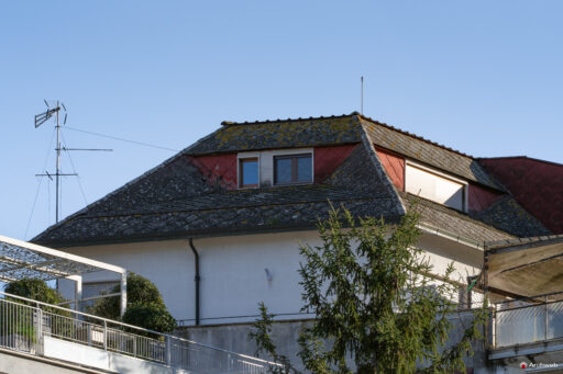 Palazzine in Via Gomenizza di Venturino Ventura. Fotografie © Archweb.com