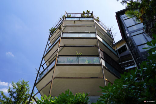Palazzine in Via Gomenizza di Venturino Ventura. Fotografie © Archweb.com