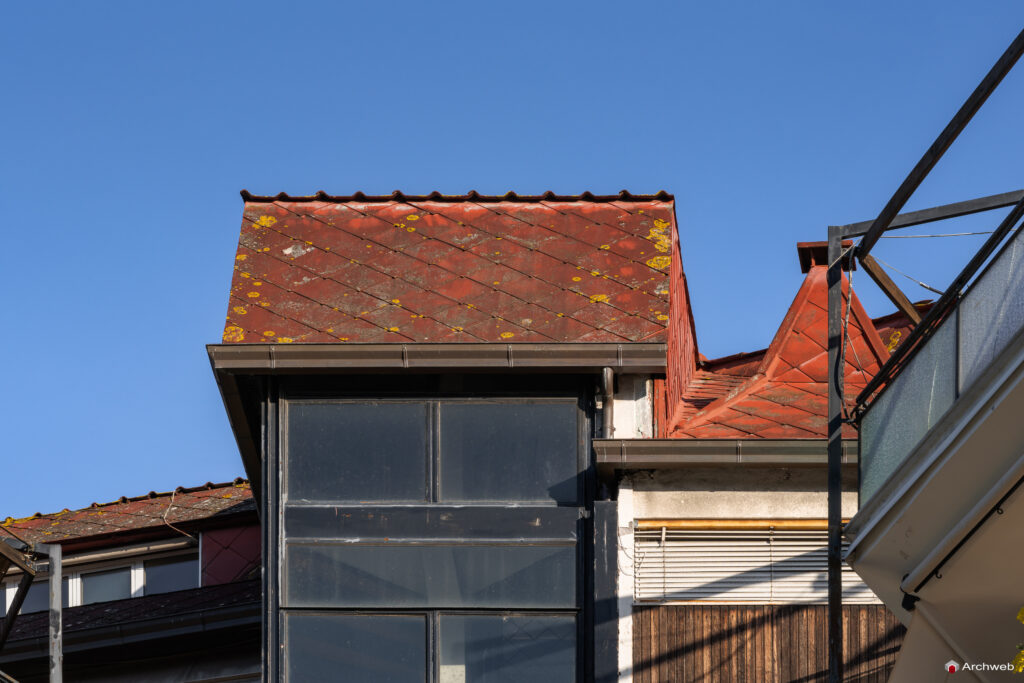 Palazzine in Via Gomenizza di Venturino Ventura. Fotografie © Archweb.com