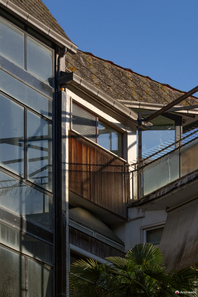 Palazzine in Via Gomenizza di Venturino Ventura. Fotografie © Archweb.com