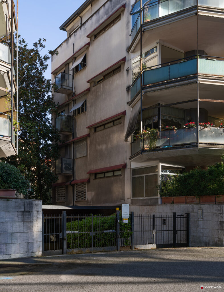 Palazzine in Via Gomenizza di Venturino Ventura. Fotografie © Archweb.com