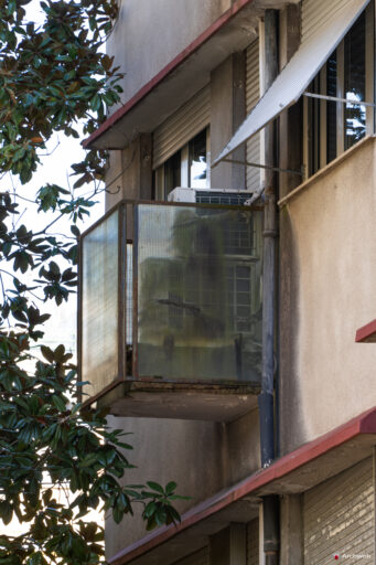 Palazzine in Via Gomenizza di Venturino Ventura. Fotografie © Archweb.com