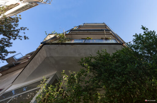 Palazzine in Via Gomenizza di Venturino Ventura. Fotografie © Archweb.com