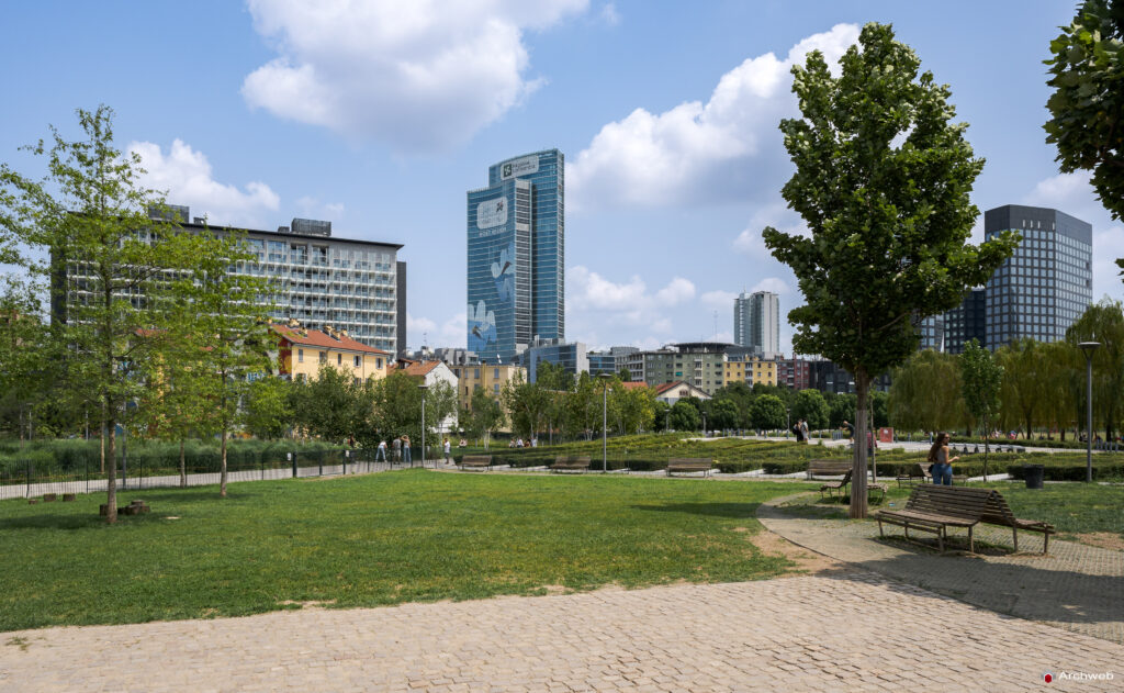 Palazzo Lombardia a Milano. Fotografie © Archweb.com