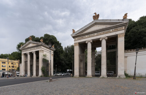 Propilei Greci a Villa Borghese. Fotografie © Archweb.com