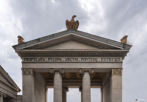 Propilei Greci a Villa Borghese. Fotografie © Archweb.com