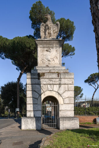 Roman Propylaea at Villa Borghese - Photographs © Archweb.com