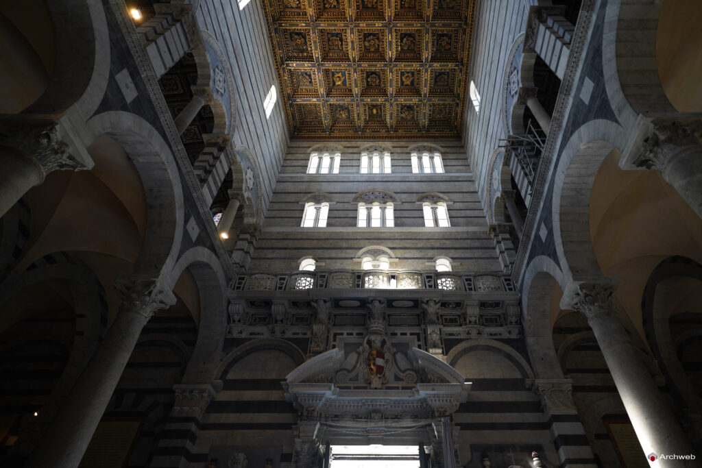 Santa Maria Assunta, Duomo di Pisa. Fotografie © Archweb.com