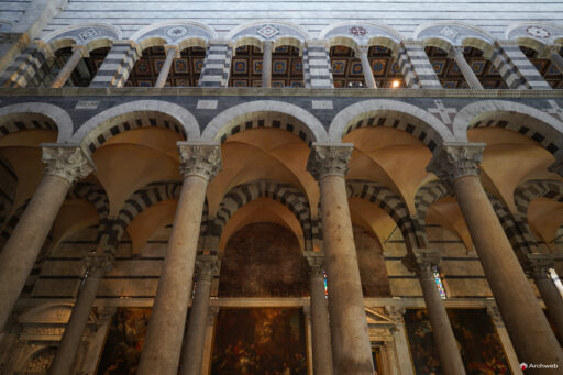 Santa Maria Assunta, Duomo di Pisa. Fotografie © Archweb.com