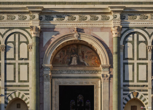 Basilica di Santa Maria Novella a Firenze. Fotografie generali e di dettaglio. Foto © Archweb.com