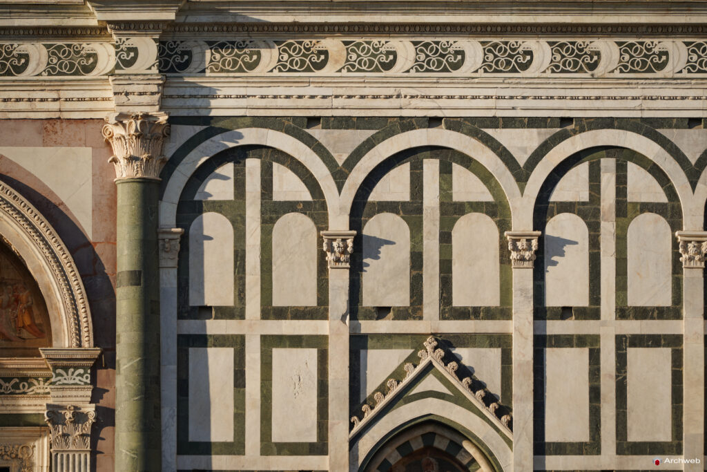 Basilica di Santa Maria Novella a Firenze. Fotografie generali e di dettaglio. Foto © Archweb.com