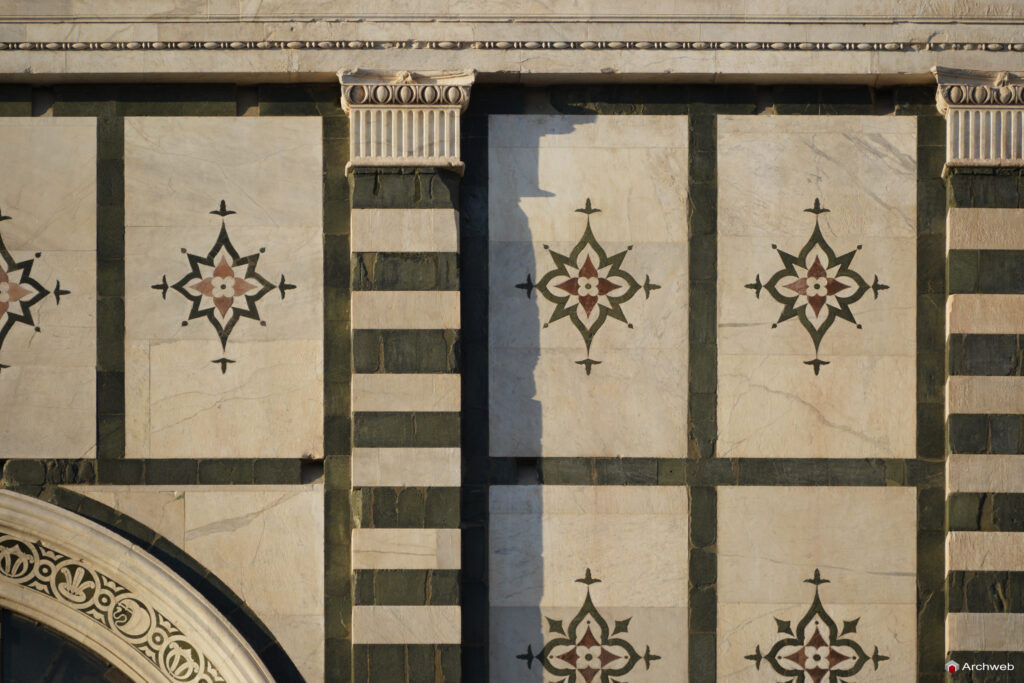 Basilica di Santa Maria Novella a Firenze. Fotografie generali e di dettaglio. Foto © Archweb.com