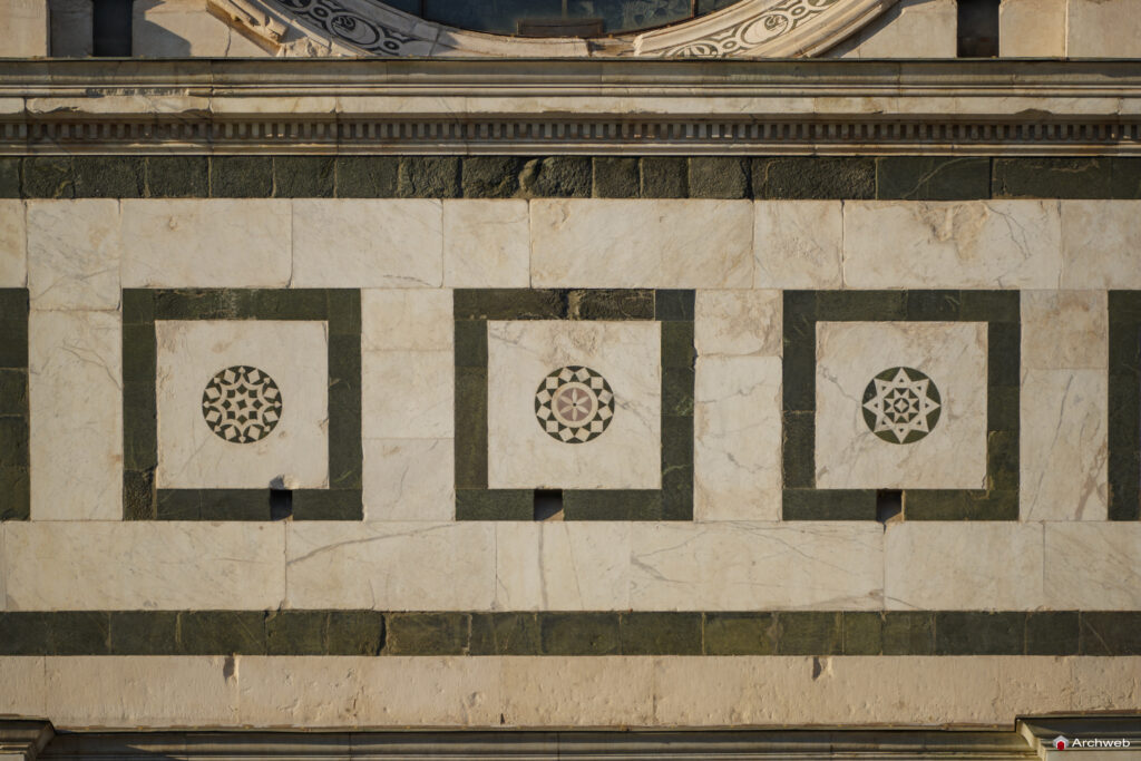 Basilica di Santa Maria Novella a Firenze. Fotografie generali e di dettaglio. Foto © Archweb.com