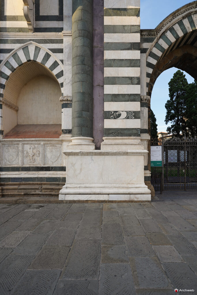 Basilica di Santa Maria Novella a Firenze. Fotografie generali e di dettaglio. Foto © Archweb.com