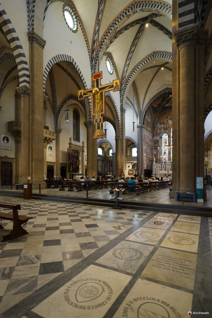 Basilica di Santa Maria Novella a Firenze. Fotografie generali e di dettaglio. Foto © Archweb.com