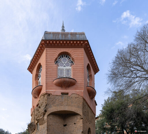 Torre Moresca di Villa Torlonia a Roma. Fotografie © Archweb.com