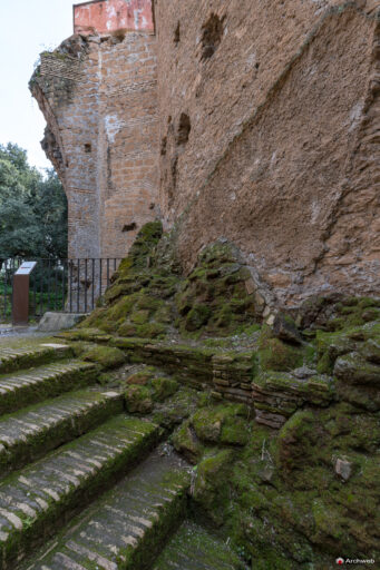 Torre Moresca di Villa Torlonia a Roma. Fotografie © Archweb.com