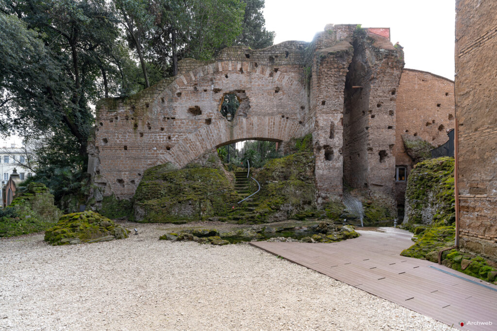 Torre Moresca di Villa Torlonia a Roma. Fotografie © Archweb.com