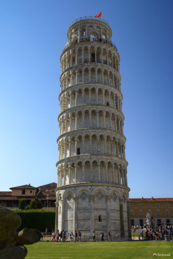 Torre di Pisa. Fotografie © Archweb.com