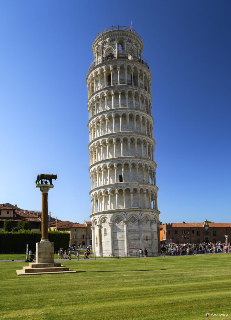 Torre di Pisa. Fotografie © Archweb.com