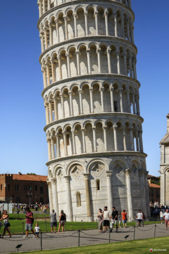 Torre di Pisa. Fotografie © Archweb.com