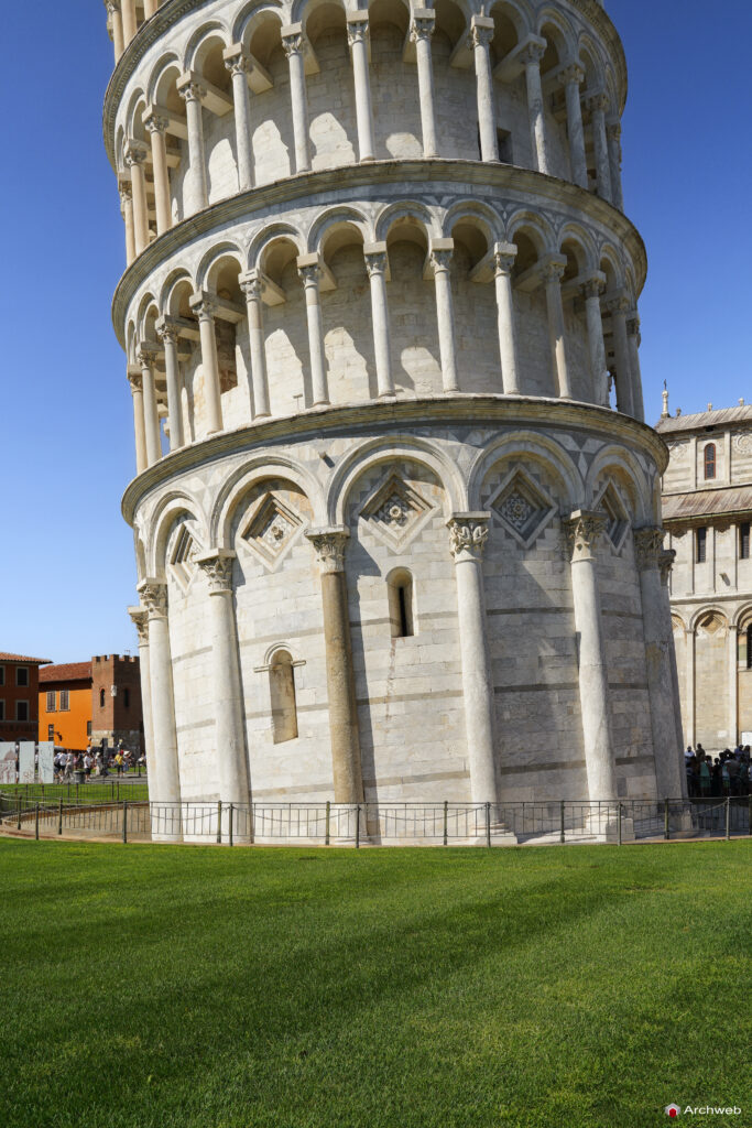 Torre di Pisa. Fotografie © Archweb.com