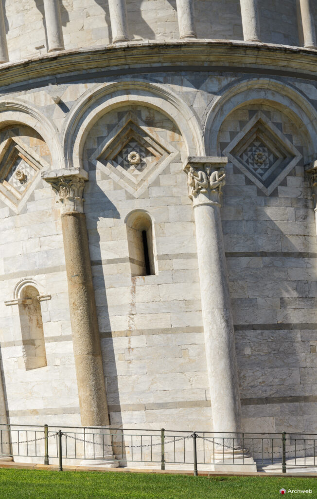 Torre di Pisa. Fotografie © Archweb.com