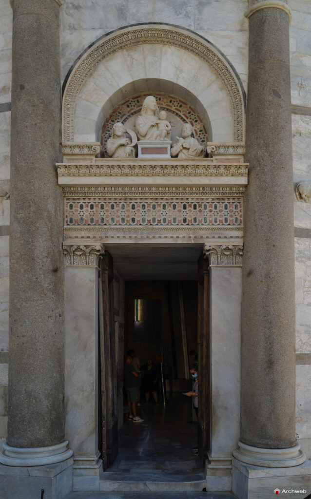 Torre di Pisa. Fotografie © Archweb.com