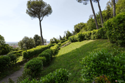 Villa Mazzanti a Roma, Fotografie della villa e del parco. Foto © Archweb.com
