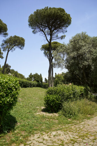 Villa Mazzanti a Roma, Fotografie della villa e del parco. Foto © Archweb.com