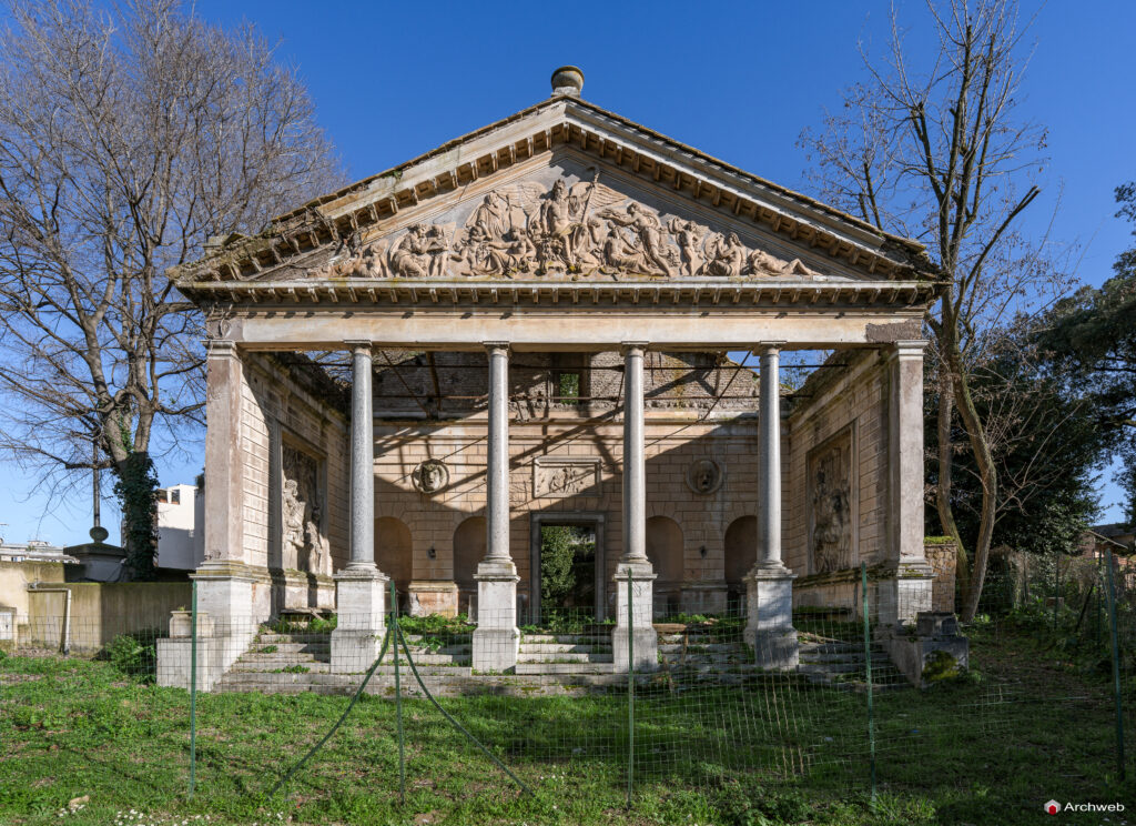 Villa Torlonia a Roma. Foto © Archweb.com