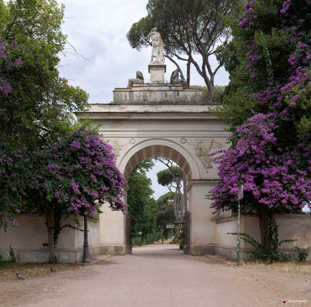 Arco romano a Villa Borghese