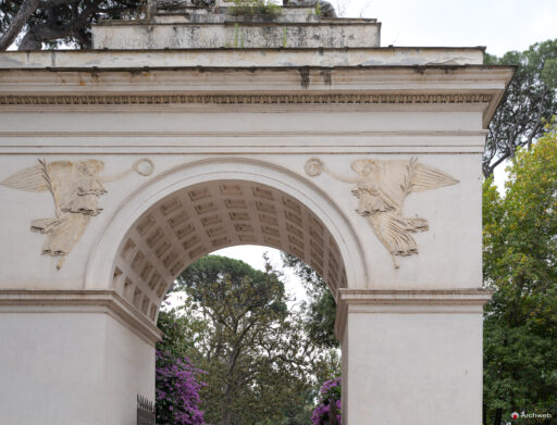 Arco romano a Villa Borghese