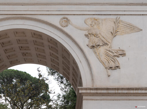 Arco romano a Villa Borghese
