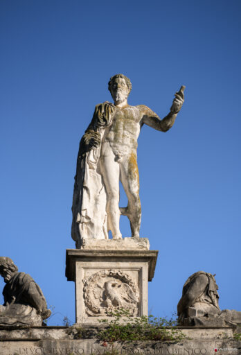 Arco romano a Villa Borghese