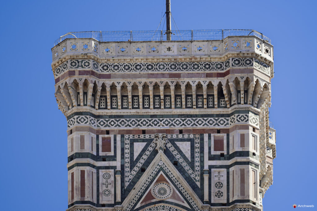 Campanile di Giotto a Firenze. Fotografie © Archweb.com