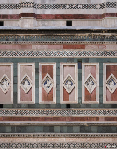 Campanile di Giotto a Firenze. Fotografie © Archweb.com