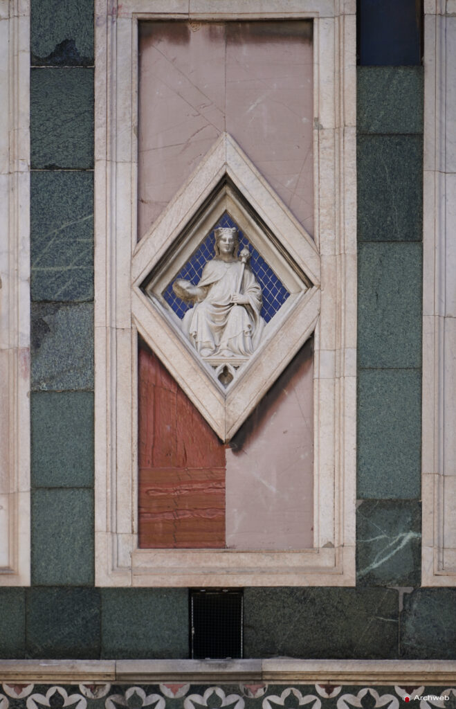 Campanile di Giotto a Firenze. Fotografie © Archweb.com