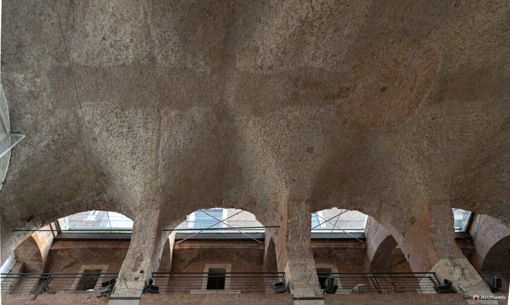 Mercati di Traiano a Roma. Interni. Fotografie © Archweb.com