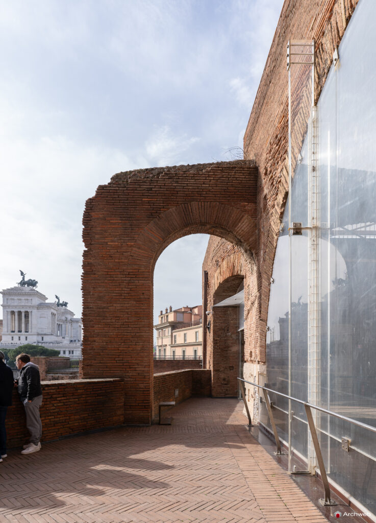 Mercati di Traiano a Roma. Interni. Fotografie © Archweb.com