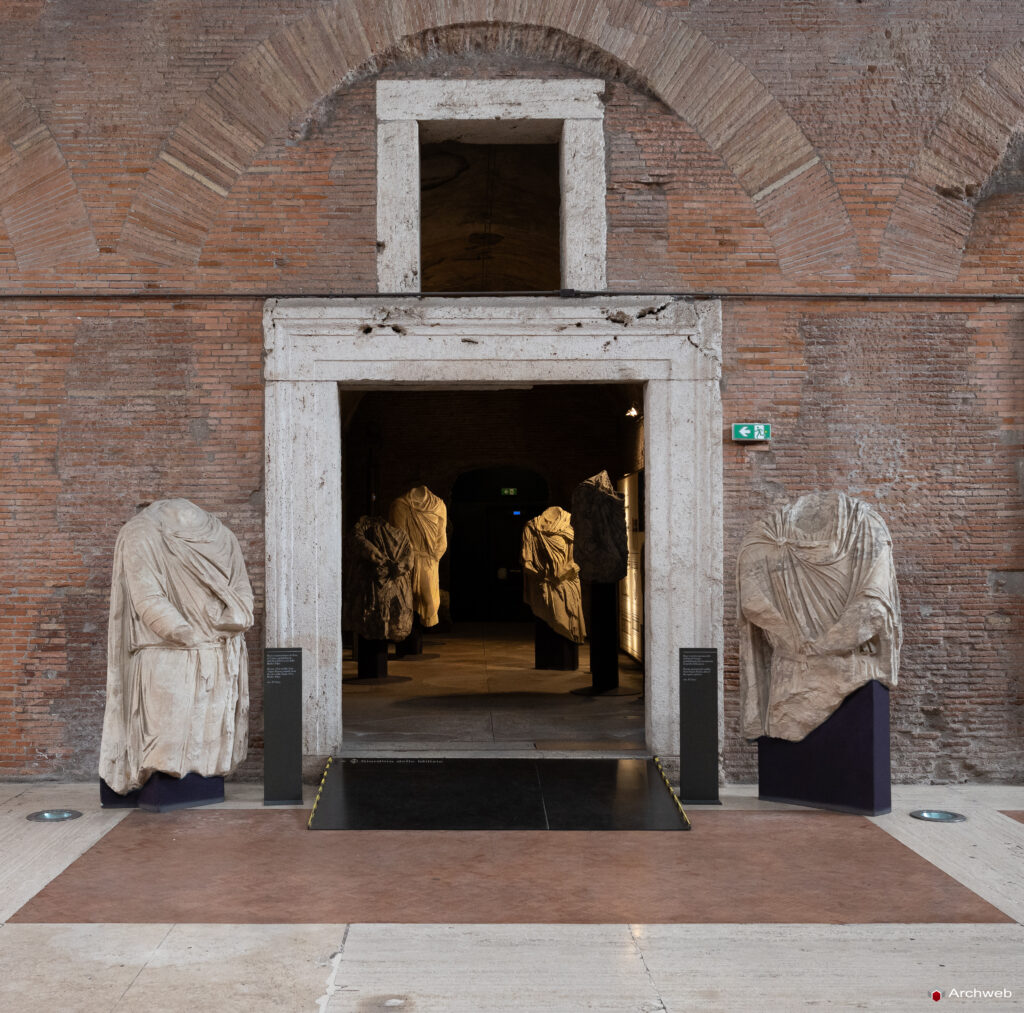 Mercati di Traiano a Roma. Interni. Fotografie © Archweb.com