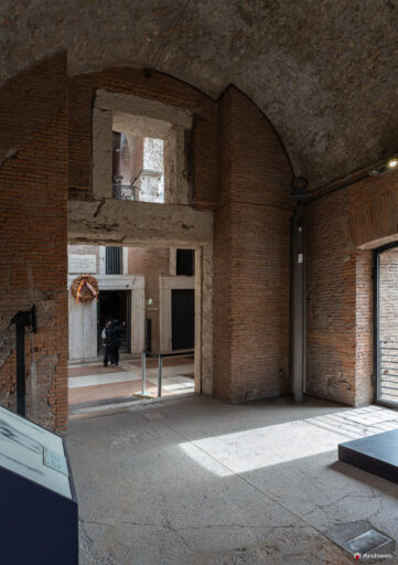 Mercati di Traiano a Roma. Interni. Fotografie © Archweb.com