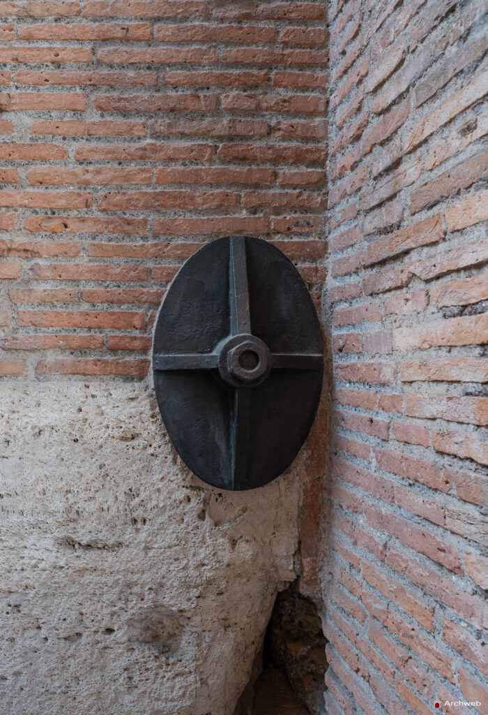 Mercati di Traiano a Roma. Interni. Fotografie © Archweb.com