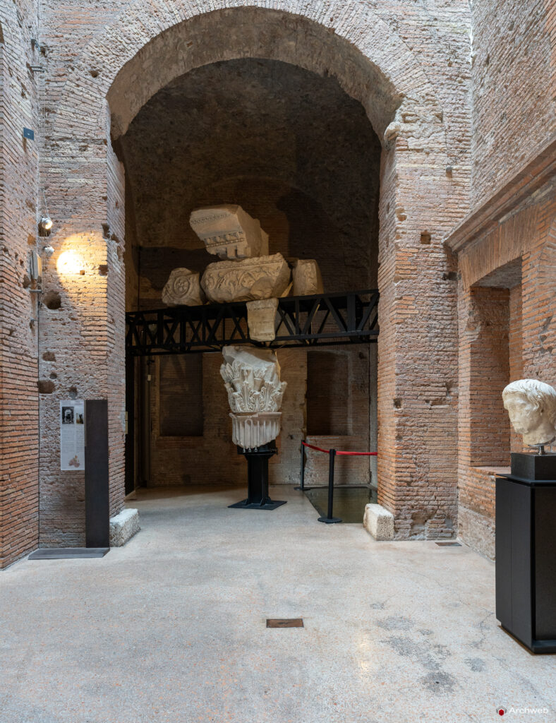 Mercati di Traiano a Roma. Interni. Fotografie © Archweb.com
