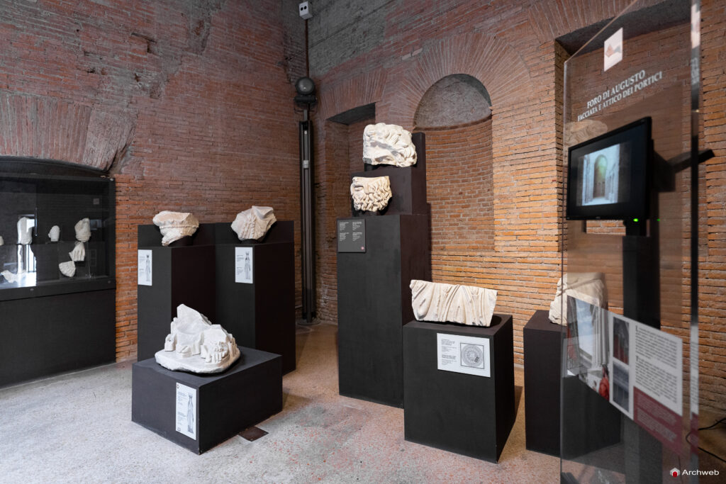 Mercati di Traiano a Roma. Interni. Fotografie © Archweb.com