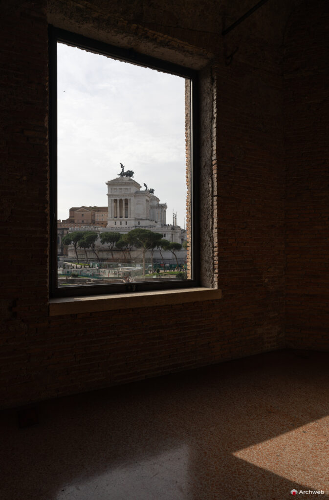 Mercati di Traiano a Roma. Interni. Fotografie © Archweb.com