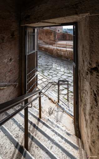 Mercati di Traiano a Roma. Interni. Fotografie © Archweb.com