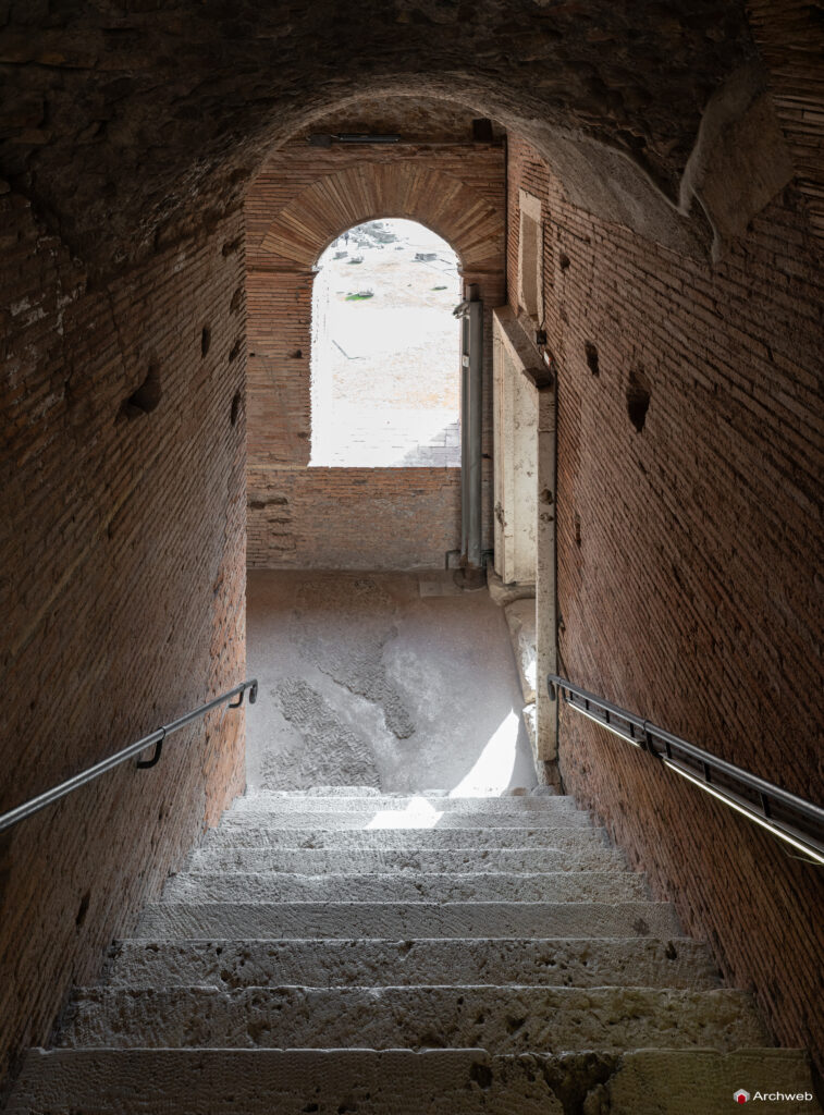 Mercati di Traiano a Roma. Interni. Fotografie © Archweb.com