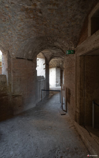 Mercati di Traiano a Roma. Interni. Fotografie © Archweb.com