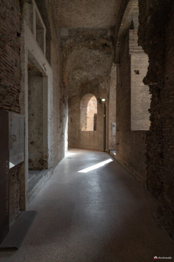 Mercati di Traiano a Roma. Interni. Fotografie © Archweb.com